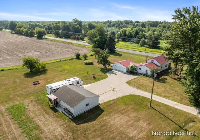 Photo 3 of Single family home for sale at 8800 Ellis Rd, Ravenna, MI 49451 | MLS# 65026040862 | Listing updated on 2026-10-02