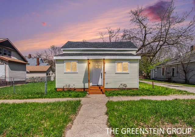 Photo 2 of Single family home for sale at 1388 7th Street, Muskegon, MI 49441 | MLS# 71026040866 | Listing updated on 2026-08-19
