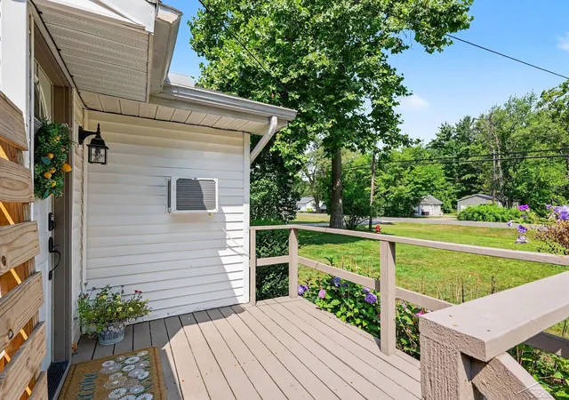4th image of 2554 E Ashby Rd, Midland, MI 48640 | MLS# 61050217551