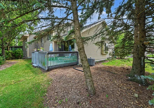 28th image of 2759 Mulford Dr Se, Grand Rapids, MI 49546 | MLS# 65026040875