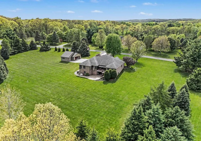 Photo 2 of Single family home for sale at 8588 Webster Hills Rd, Dexter, MI 48130 | MLS# 81026040873 | Listing updated on 2026-08-06