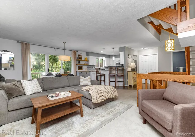 Photo 2 of Condo for sale at 6626 Ridgeview Dr #31, Clarkston, MI 48346 | MLS# 20261061875 | Listing updated on 2026-09-15
