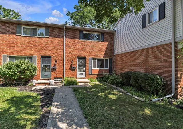 1st image of 3161 Wolverine Dr, Ann Arbor, MI 48108 | MLS# 81026040885