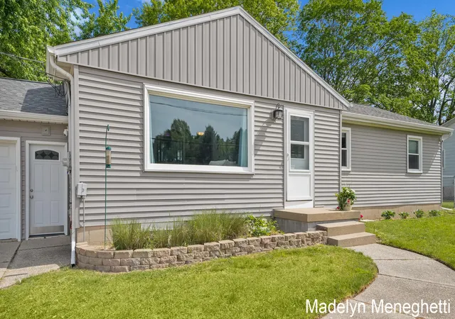 4th image of 2765 Baldwin St, Jenison, MI 49428 | MLS# 65026040887