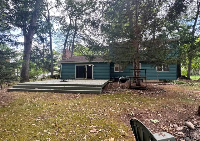 Photo 4 of Single family home for sale at 13305 Crane Ridge Dr, Fenton, MI 48430 | MLS# 20261061878 | Listing updated on 2026-08-28