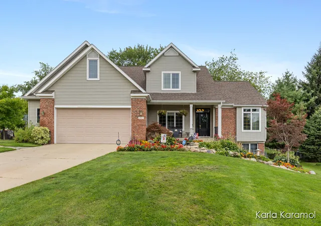 1st image of 61 Greystone Ct Ne, Rockford, MI 49341 | MLS# 65026040893