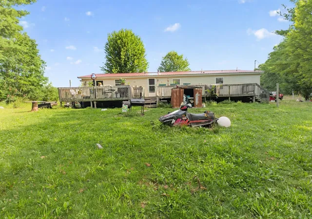 3rd image of 11325 S Ravine Ln, Twin Lake, MI 49457 | MLS# 58050217567