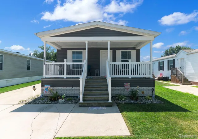 Photo 2 of Single family home for sale at 15350 Enchante Dr, Clinton Township, MI 48038 | MLS# 20261061891 | Listing updated on 2026-09-10