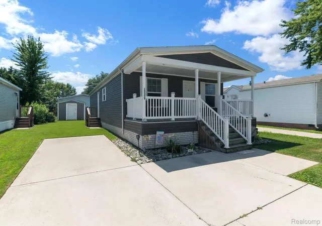 Photo 3 of Single family home for sale at 15350 Enchante Dr, Clinton Township, MI 48038 | MLS# 20261061891 | Listing updated on 2026-09-10