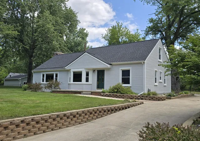 Photo 1 of Single family home for sale at 3418 N Dixboro Rd, Ann Arbor, MI 48105 | MLS# 81026040912 | Listing updated on 2026-09-15