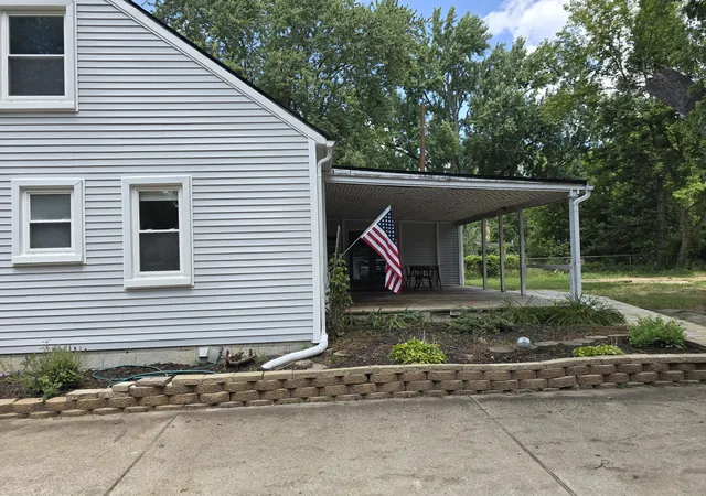 Photo 3 of Single family home for sale at 3418 N Dixboro Rd, Ann Arbor, MI 48105 | MLS# 81026040912 | Listing updated on 2026-09-15