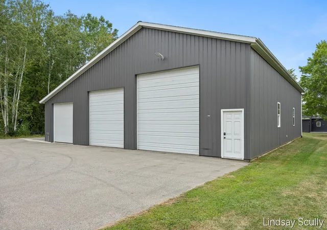 Photo 3 of Single family home for sale at 3128 Greenly St, Hudsonville, MI 49426 | MLS# 65026040915 | Listing updated on 2026-09-10