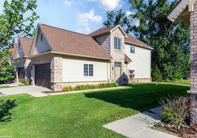 Photo 2 of Condo for sale at 16665 Savor Ln, Clinton Township, MI 48035 | MLS# 58050217571 | Listing updated on 2026-08-20