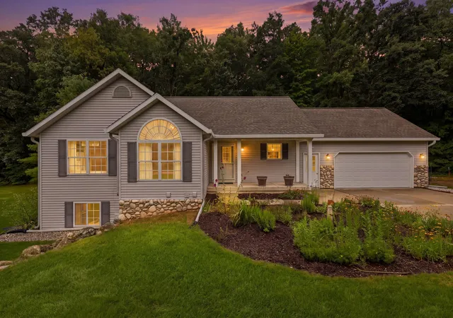2nd image of 5075 Bonasa Dr Ne, Rockford, MI 49341 | MLS# 65026040923