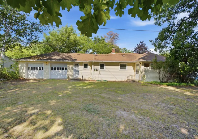 2nd image of 9835 Dexter Pinckney Rd, Pinckney, MI 48169 | MLS# 81026040924