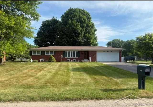 Photo 1 of Sale Pending at 723 Sunflower Dr, Chesaning, MI 48616 | MLS# 61050217582 | Listing updated on 2026-09-28