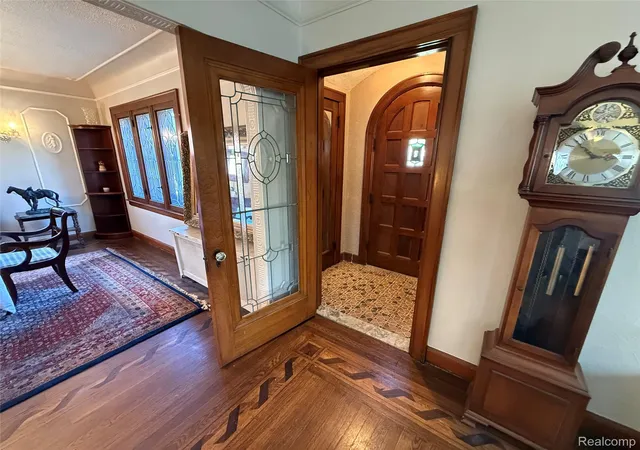 Photo 3 of Single family home for sale at 1305 Bedford Rd, Grosse Pointe Park, MI 48230 | MLS# 20261061909 | Listing updated on 2026-09-12