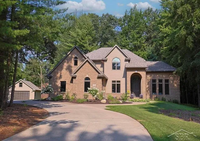 Photo 1 of Single family home for sale at 5004 Bristlecone Dr, Midland, MI 48642 | MLS# 61050217583 | Listing updated on 2026-08-31