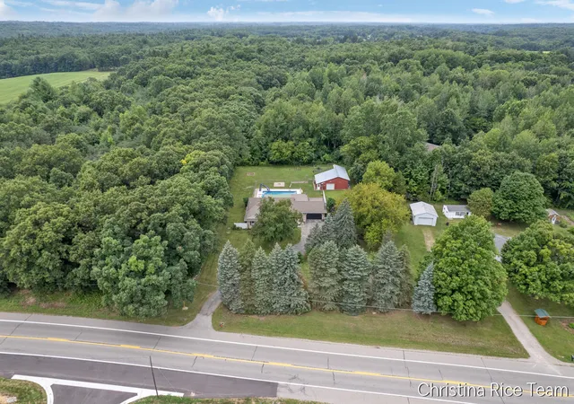 49th image of 10226 Sw Greenville Rd, Greenville, MI 48838 | MLS# 65026040934