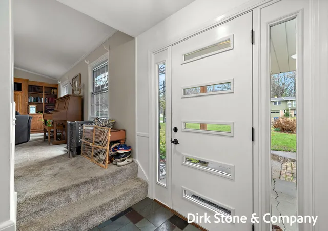 5th image of 18569 Pawnee Dr, Spring Lake, MI 49456 | MLS# 71026040939