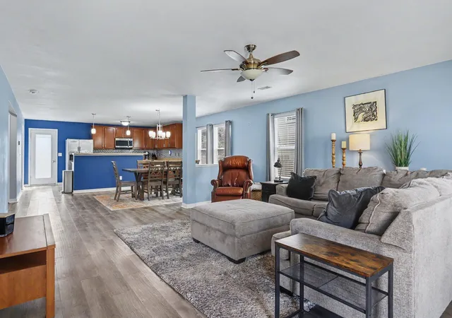 Photo 4 of Single family home for sale at 1219 Ellery Grv Ct, Vicksburg, MI 49097 | MLS# 66026040940 | Listing updated on 2026-09-17