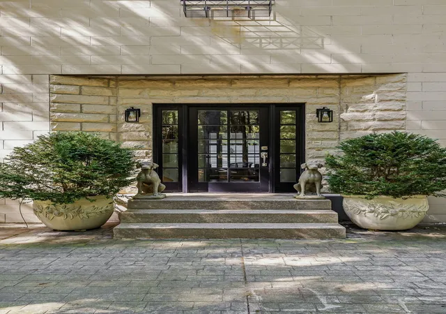 Photo 3 of Single family home for sale at 6195 Bayou Trl, Saugatuck, MI 49453 | MLS# 71026040945 | Listing updated on 2026-08-19