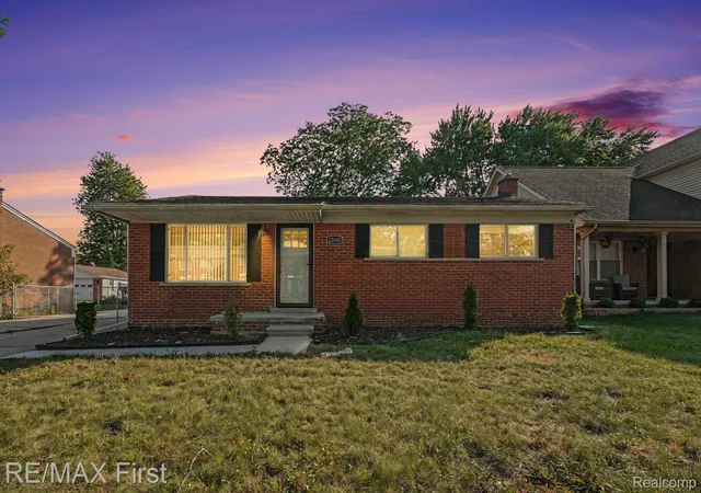 Photo 1 of Sale Pending at 22600 Edgewater St, Saint Clair Shores, MI 48082 | MLS# 20261061947 | Listing updated on 2026-09-13