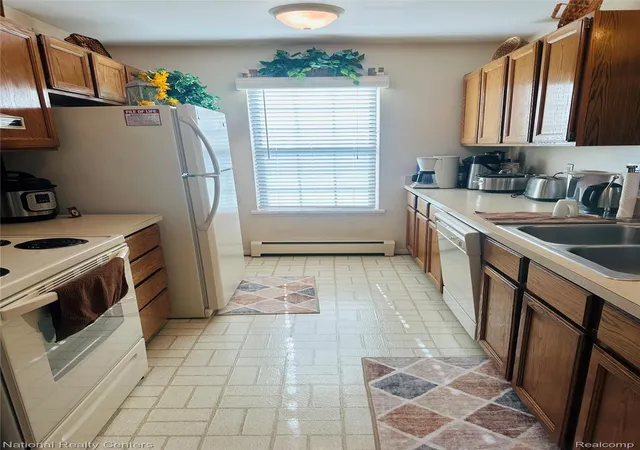 Photo 3 of Condo for sale at 12440 Cambridge Blvd #4, South Lyon, MI 48178 | MLS# 20261061946 | Listing updated on 2026-08-17