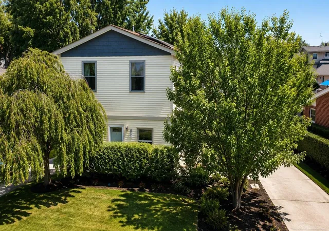 1st image of 37886 Sunnybrook St, Harrison Township, MI 48045 | MLS# 58050217594