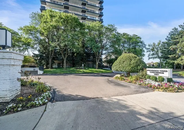 2nd image of 15801 Providence Dr #9A, Southfield, MI 48075 | MLS# 20261061961