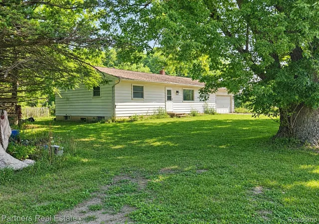 Photo 1 of Single family home for sale at 1382 Lucy Rd, Howell, MI 48843 | MLS# 20261061969 | Listing updated on 2026-09-14