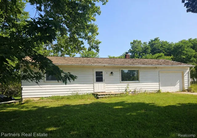 Photo 2 of Single family home for sale at 1382 Lucy Rd, Howell, MI 48843 | MLS# 20261061969 | Listing updated on 2026-09-14