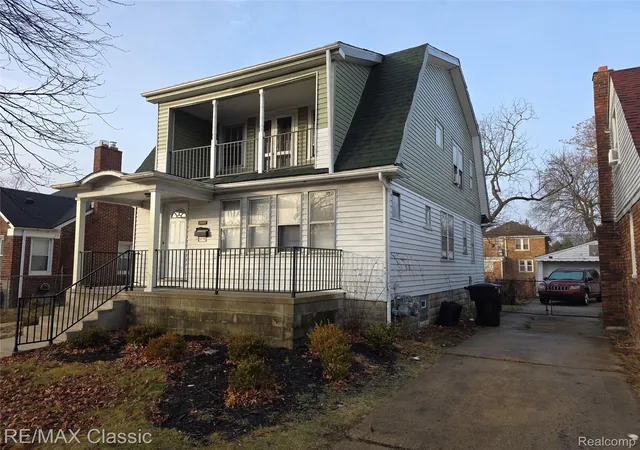 Photo 4 of Multi family home for sale at 15307 Biltmore St, Detroit, MI 48227 | MLS# 20261061971 | Listing updated on 2026-08-07