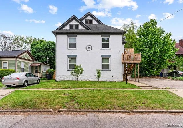 4th image of 612 E 3Rd St, Flint, MI 48503 | MLS# 20261061972