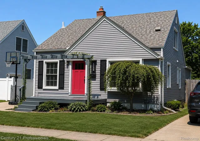 Photo 1 of Sale Pending at 1246 West Blvd, Berkley, MI 48072 | MLS# 20261061979 | Listing updated on 2026-08-24