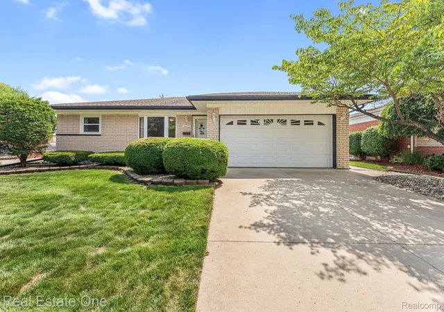 Photo 1 of Sale Pending at 24701 Orchard St, Taylor, MI 48180 | MLS# 20261061984 | Listing updated on 2026-08-23
