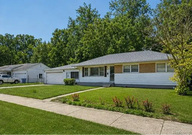 Photo 2 of Single family home for sale at 25865 Firwood Ave, Warren, MI 48089 | MLS# 20261061993 | Listing updated on 2026-08-24