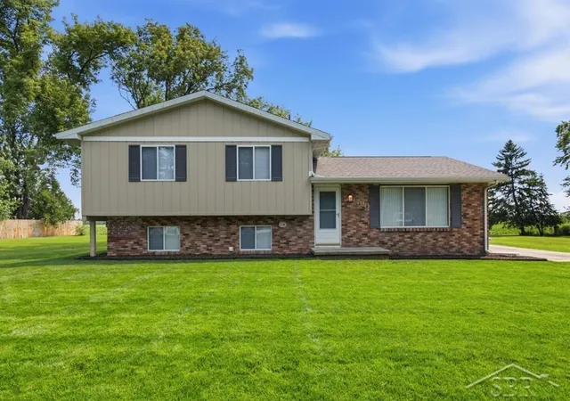 1st image of 1790 Midland Rd, Bay City, MI 48706 | MLS# 61050217605
