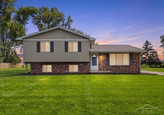 34th image of 1790 Midland Rd, Bay City, MI 48706 | MLS# 61050217605