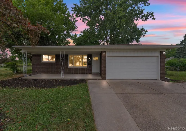 Photo 1 of Sale Pending at 34715 Robinson Ct, Sterling Heights, MI 48310 | MLS# 20261062004 | Listing updated on 2026-08-18