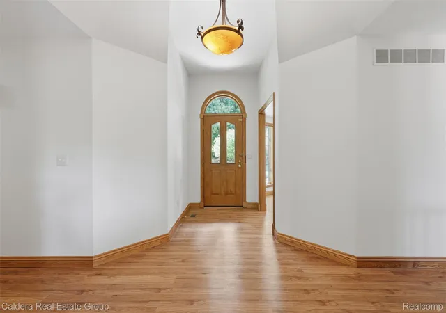 Photo 3 of Single family home for sale at 8636 Hidden Lake Dr, Howell, MI 48855 | MLS# 20261062006 | Listing updated on 2026-09-16