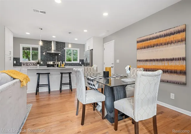 Photo 4 of Single family home for sale at 2615 Douglas Dr, Bloomfield Hills, MI 48304 | MLS# 20261062005 | Listing updated on 2026-09-04