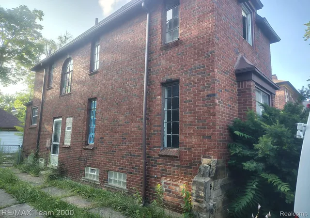Photo 3 of Single family home for sale at 13960 Montrose St, Detroit, MI 48227 | MLS# 20261062018 | Listing updated on 2026-09-10