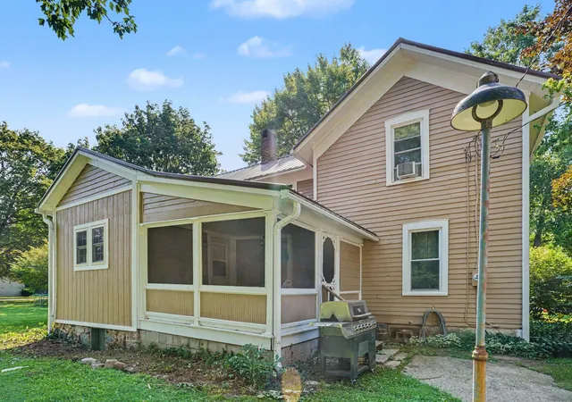 Photo 3 of Single family home for sale at 265 E 4th Street, Constantine, MI 49042 | MLS# 66026041006 | Listing updated on 2026-10-03