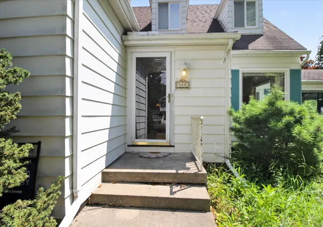 4th image of 418 N Mercantile St, Carson City, MI 48811 | MLS# 79080072005