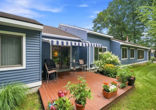 Photo 2 of Condo for sale at 143 N Shore Dr W, Cadillac, MI 49601 | MLS# 78080072007 | Listing updated on 2026-09-15