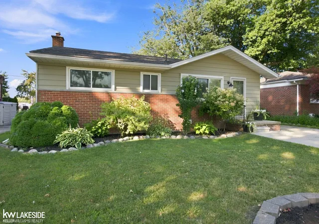 Photo 4 of Single family home for sale at 22834 E 13 Mile Rd, Saint Clair Shores, MI 48082 | MLS# 58050217618 | Listing updated on 2026-09-09
