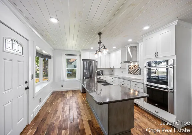 Photo 3 of Single family home for sale at 5666 Park Ave, Hudsonville, MI 49426 | MLS# 65026041017 | Listing updated on 2026-09-19
