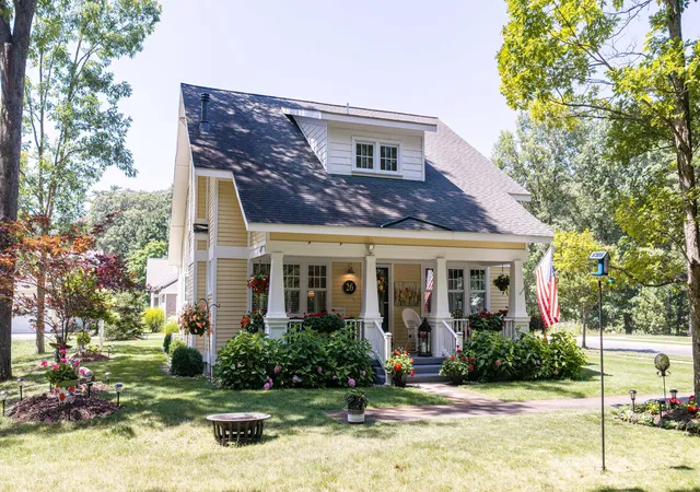 57th image of 26 Kenneth St, Pentwater, MI 49449 | MLS# 67026041021