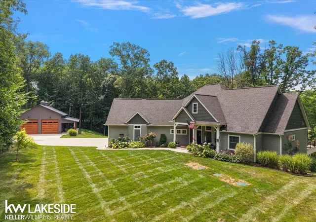 Photo 2 of Single family home for sale at 877 Cody Dr, Dexter, MI 48130 | MLS# 58050217626 | Listing updated on 2026-09-11